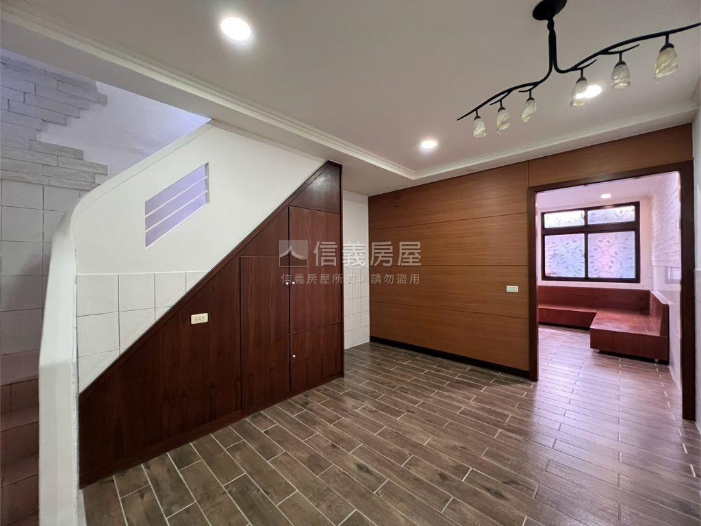 南郭路精華地段低總價透天房屋室內格局與周邊環境