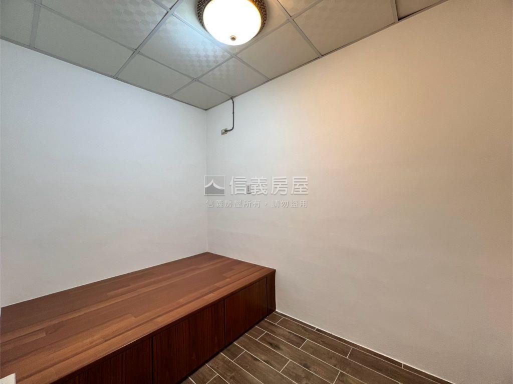 南郭路精華地段低總價透天房屋室內格局與周邊環境