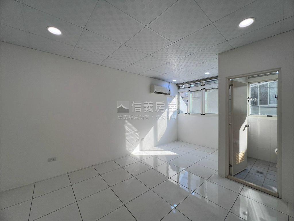 南郭路精華地段低總價透天房屋室內格局與周邊環境