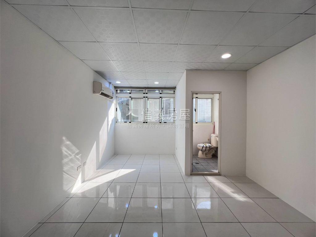 南郭路精華地段低總價透天房屋室內格局與周邊環境