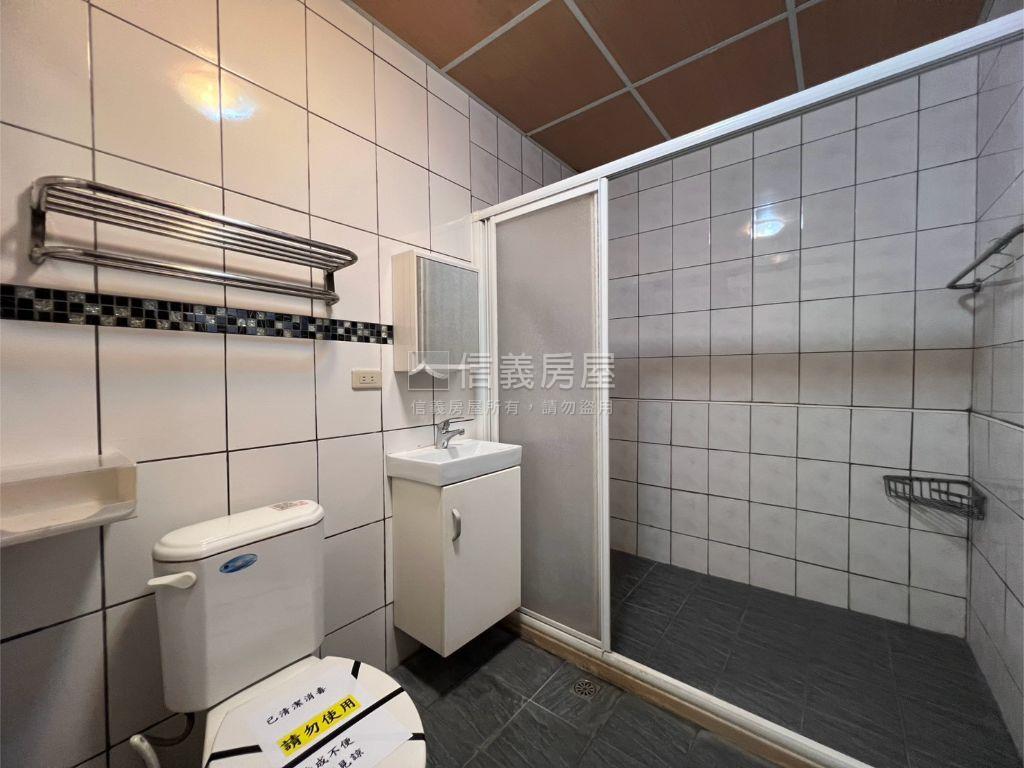 南郭路精華地段低總價透天房屋室內格局與周邊環境