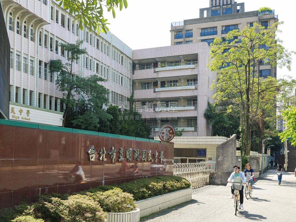 言葉里房屋室內格局與周邊環境