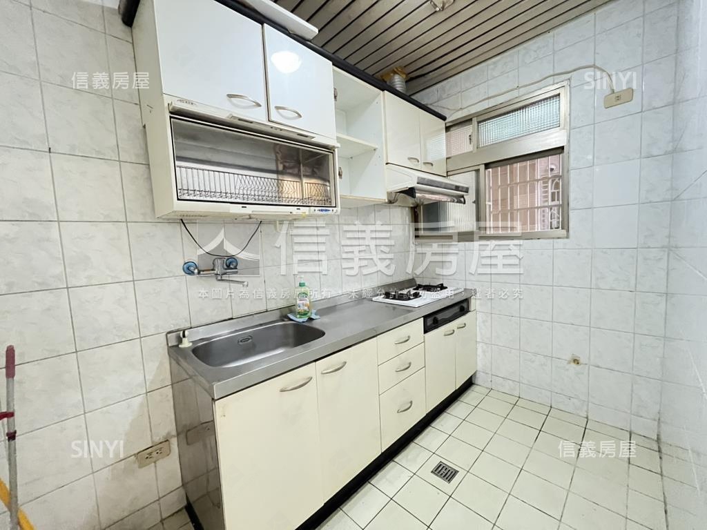 超讚福聯新城三房房屋室內格局與周邊環境