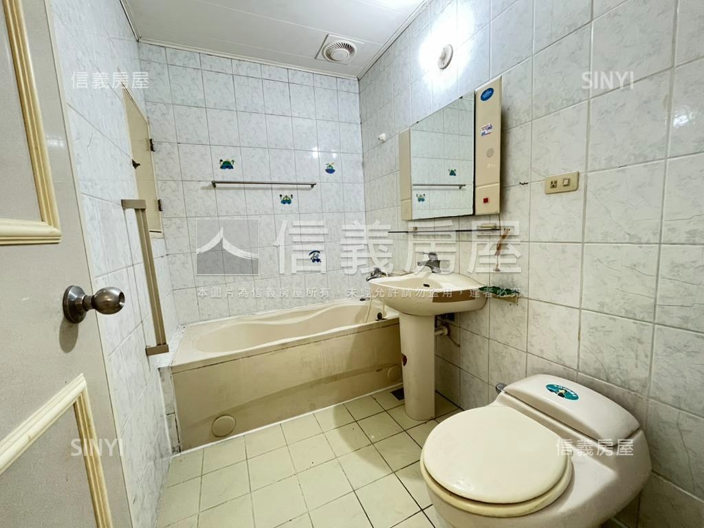 超讚福聯新城三房房屋室內格局與周邊環境