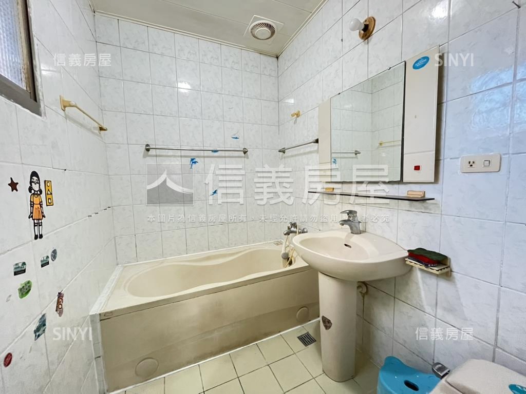 超讚福聯新城三房房屋室內格局與周邊環境