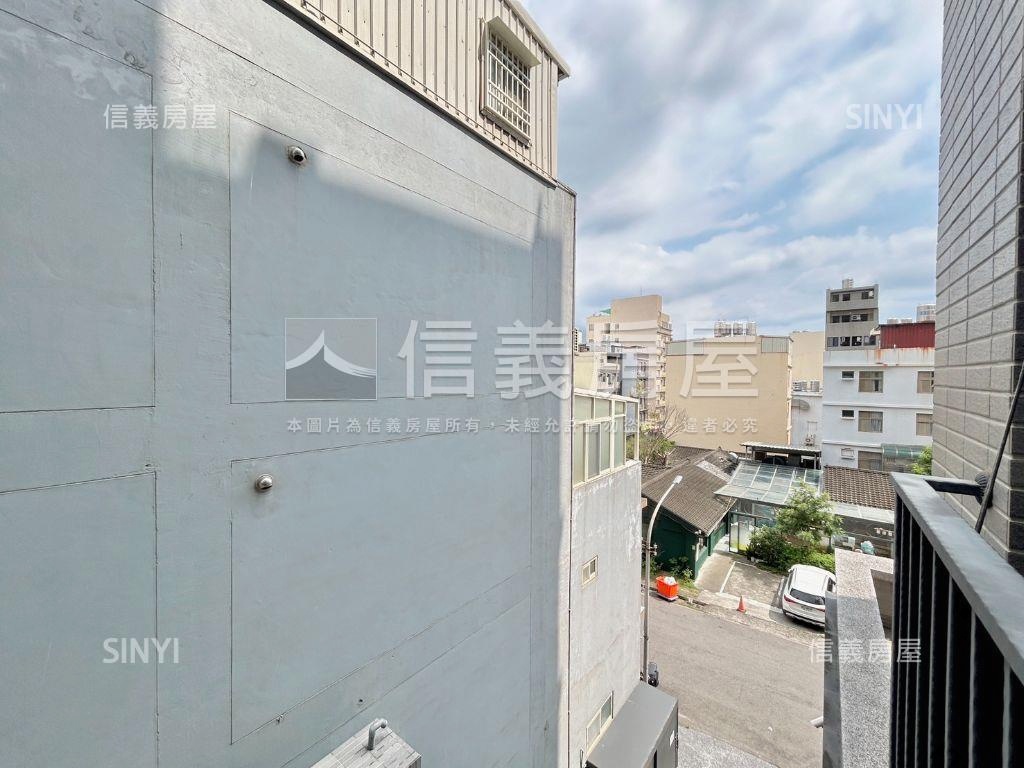 金山朵夫兩房兩衛附車位房屋室內格局與周邊環境