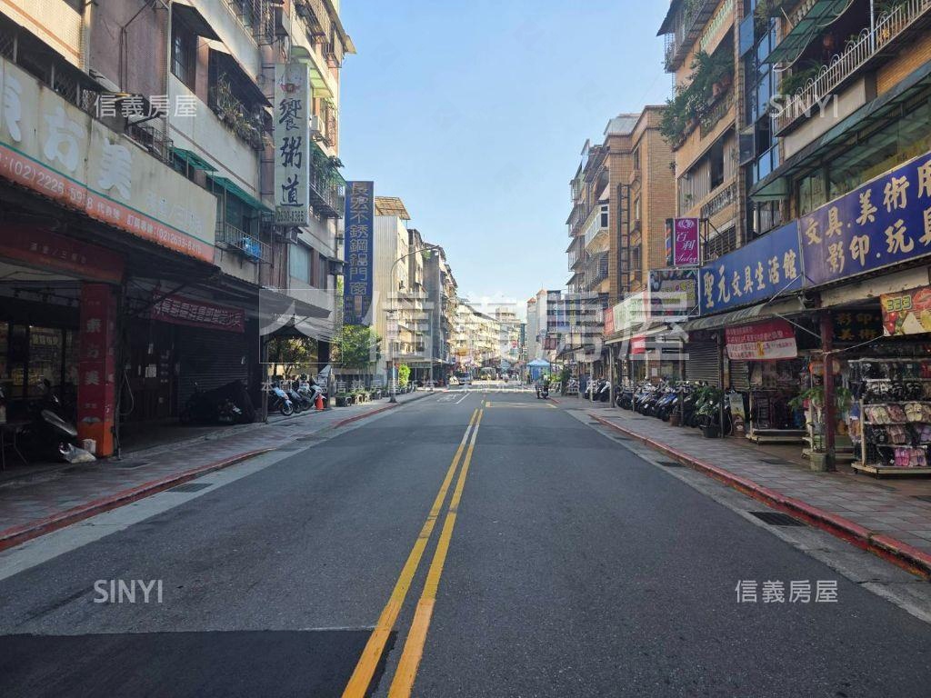 東湖文武百業三角金店房屋室內格局與周邊環境