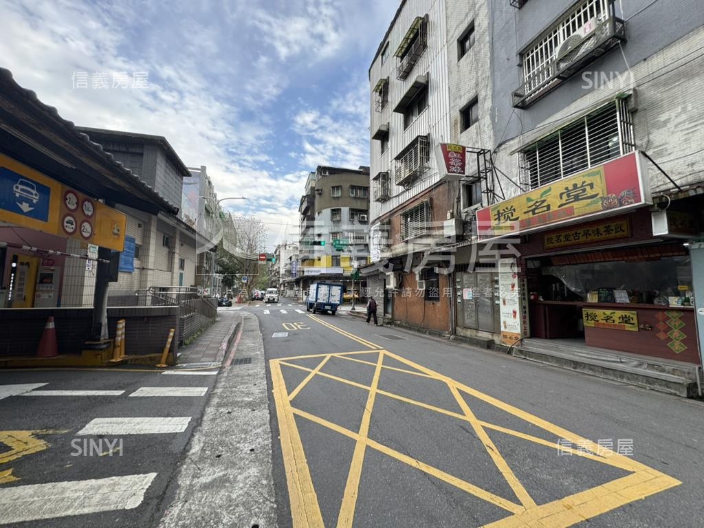 東湖文武百業三角金店房屋室內格局與周邊環境