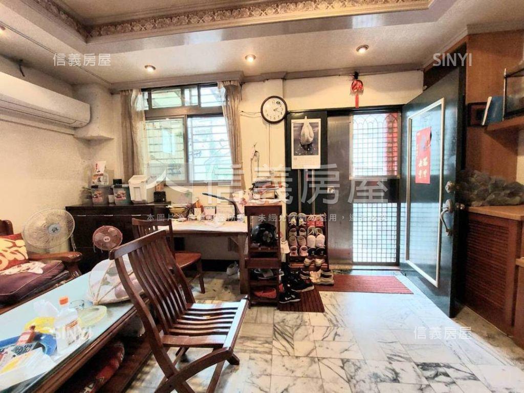 富山路大空間！房屋室內格局與周邊環境