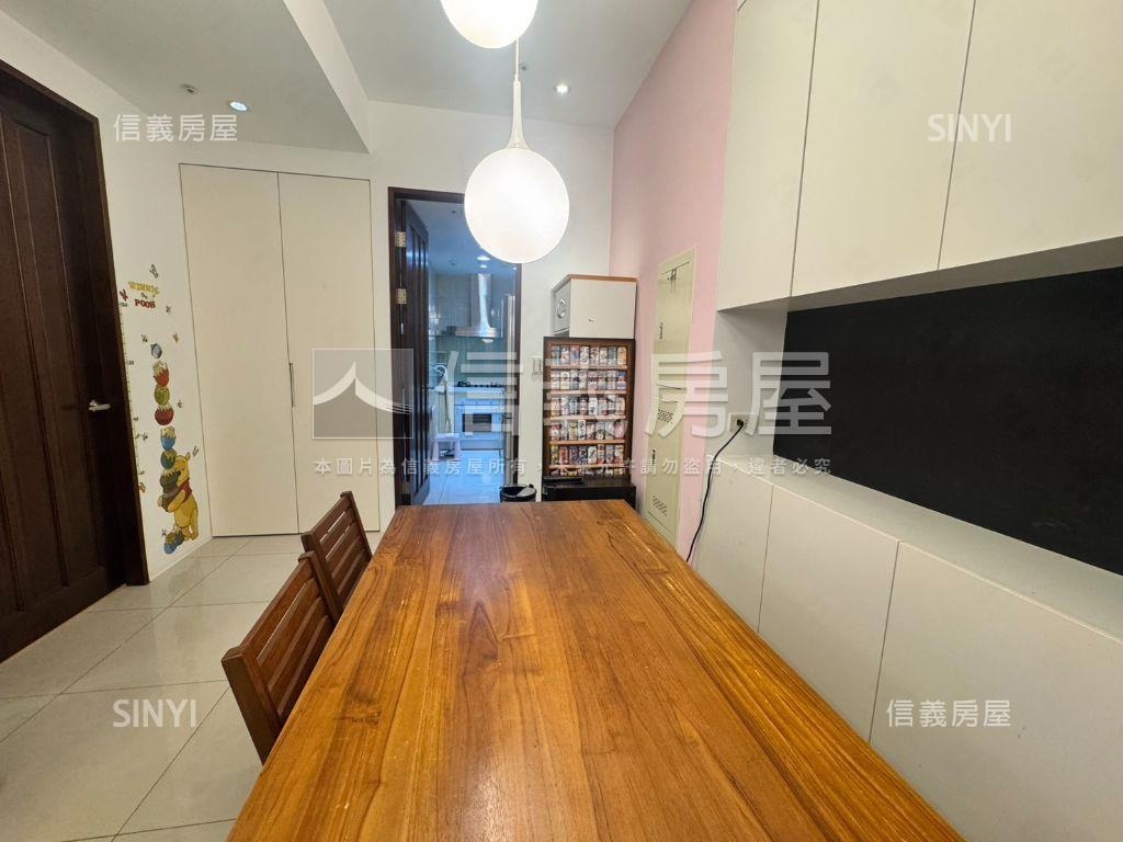 【亞昕】溫馨大兩房車位房屋室內格局與周邊環境