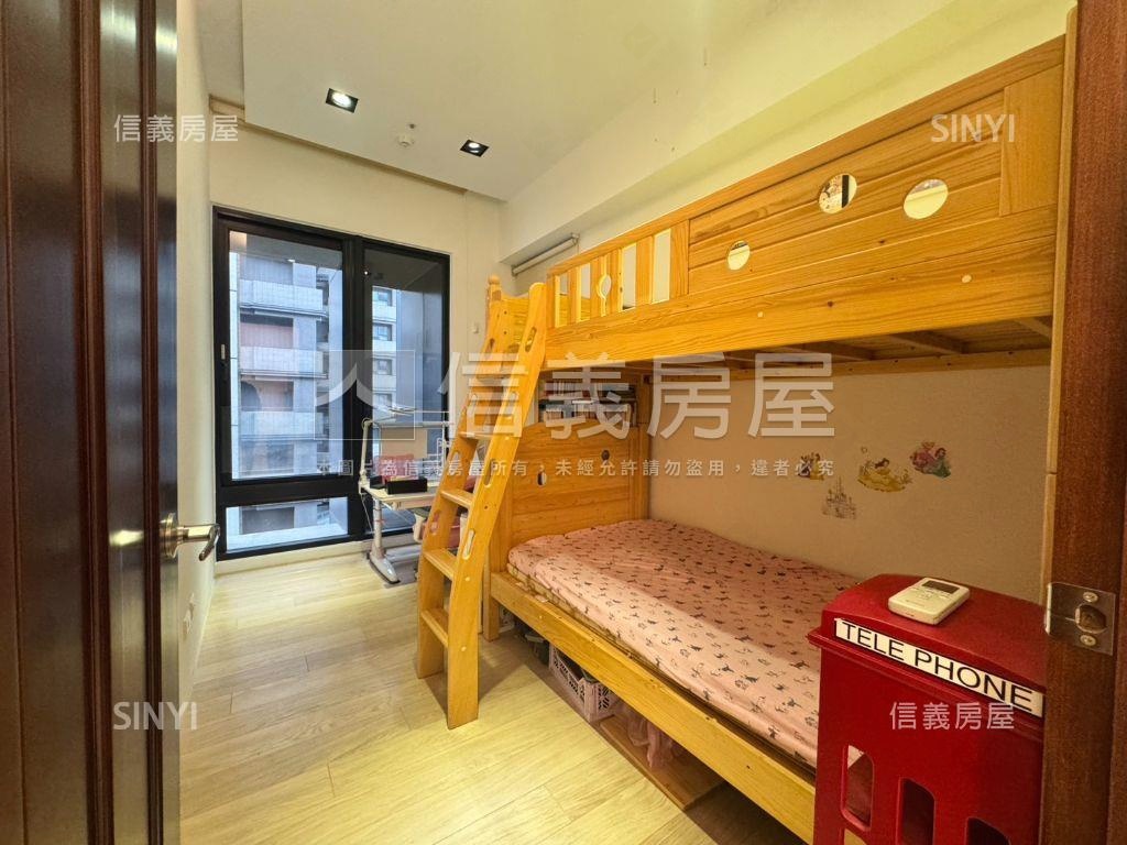 【亞昕】溫馨大兩房車位房屋室內格局與周邊環境