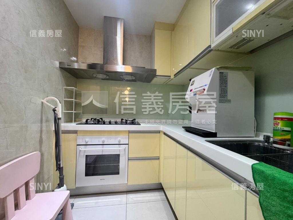 【亞昕】溫馨大兩房車位房屋室內格局與周邊環境