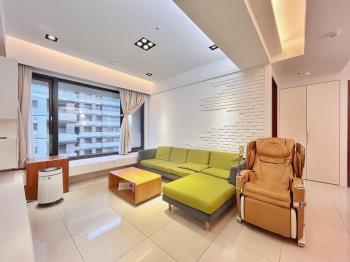 【亞昕】溫馨美屋附車位