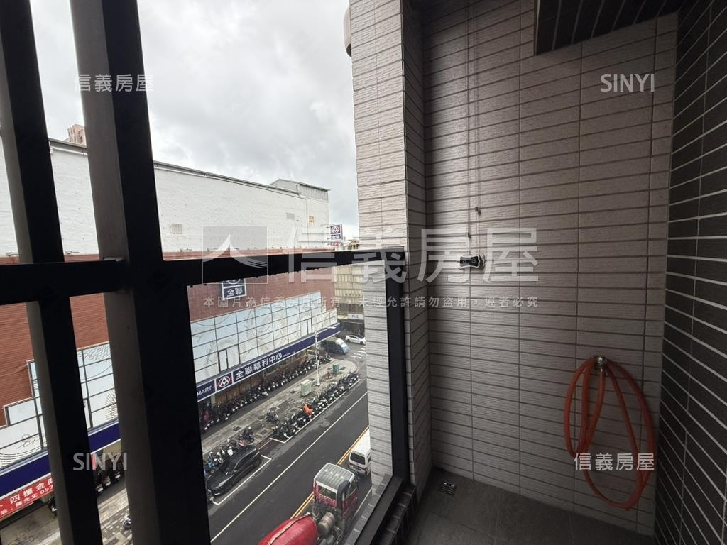 亞灣。繽海溫馨美宅房屋室內格局與周邊環境