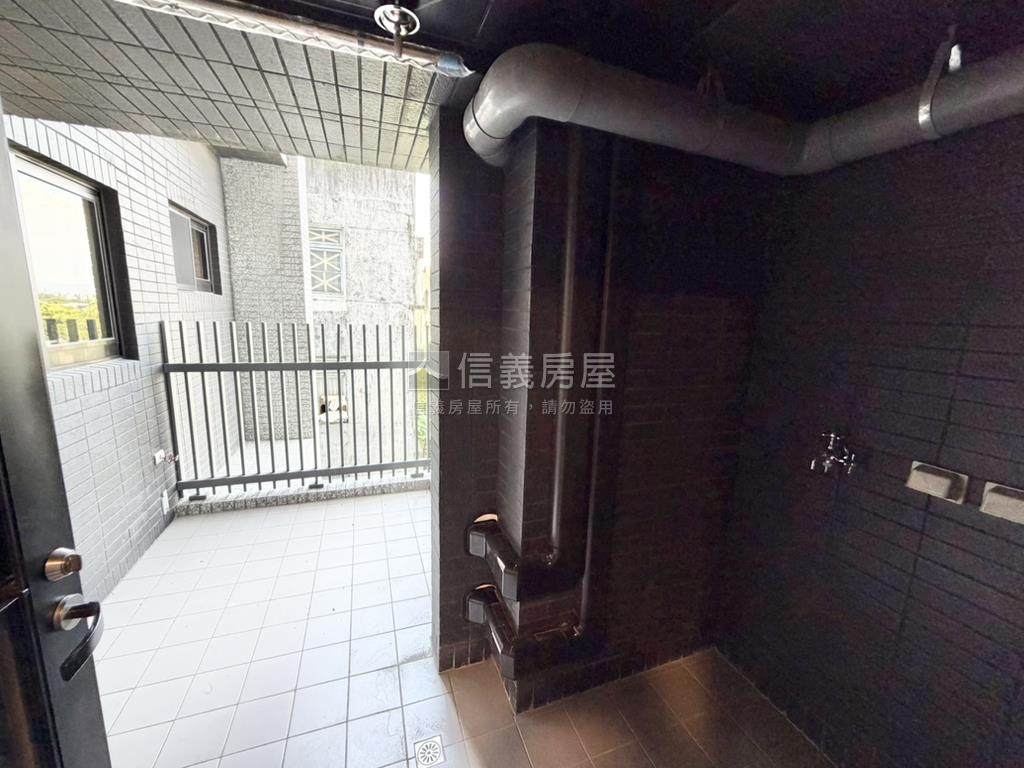 【新碩大砌】露臺３房房屋室內格局與周邊環境