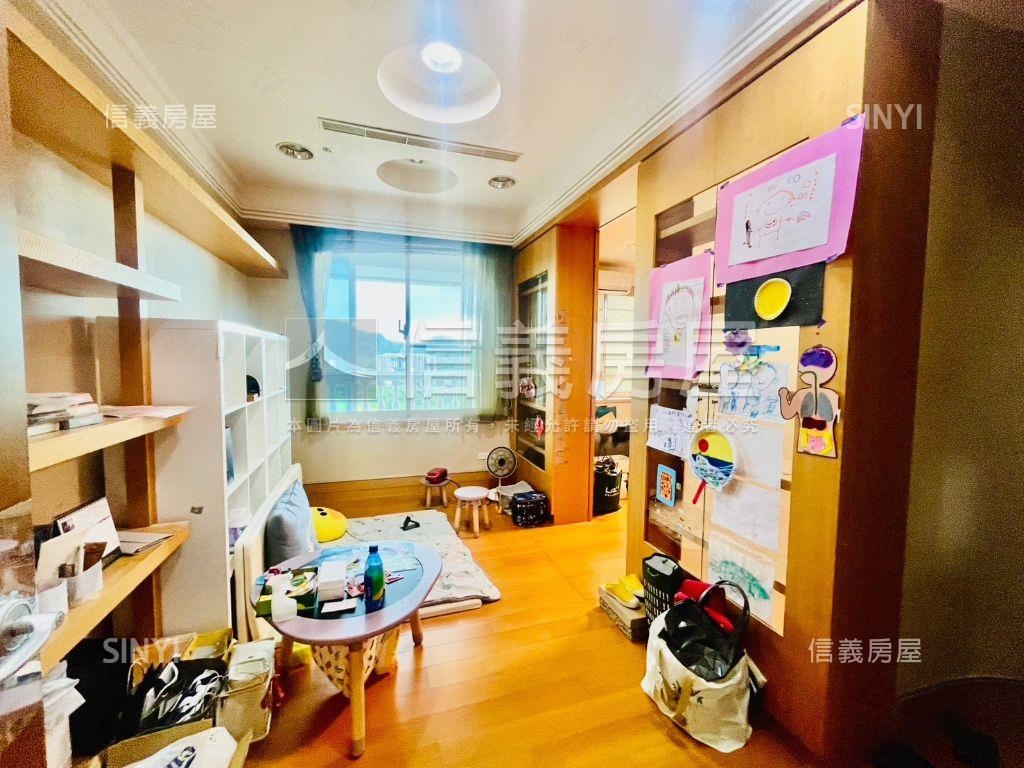 湯泉山水美景幸福家房屋室內格局與周邊環境