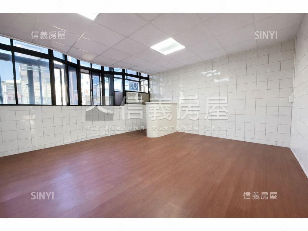 ★板新捷運邊間三房房屋室內格局與周邊環境