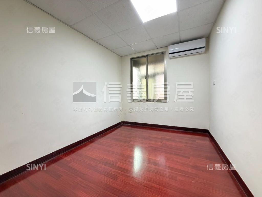 ★板新捷運邊間三房房屋室內格局與周邊環境