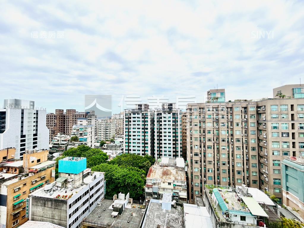 中山國小首購捷運宅房屋室內格局與周邊環境