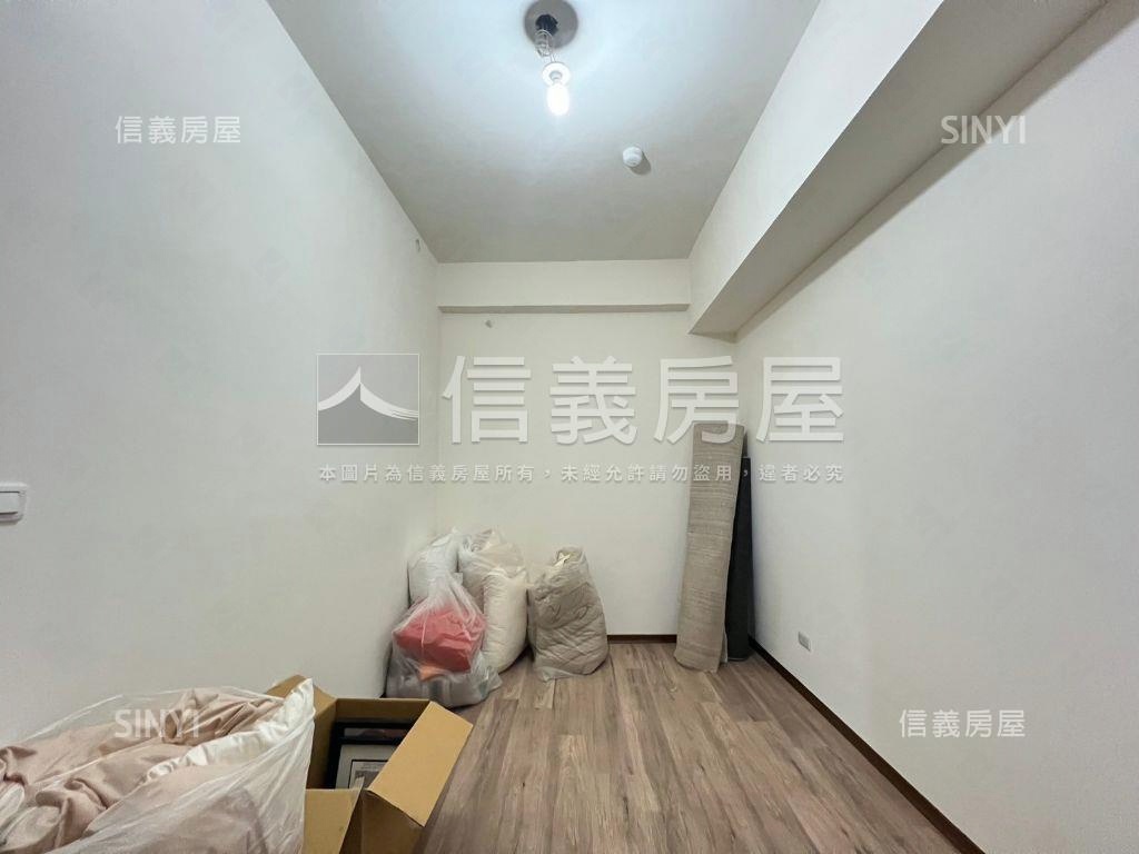 佳昂新家３房露臺戶房屋室內格局與周邊環境