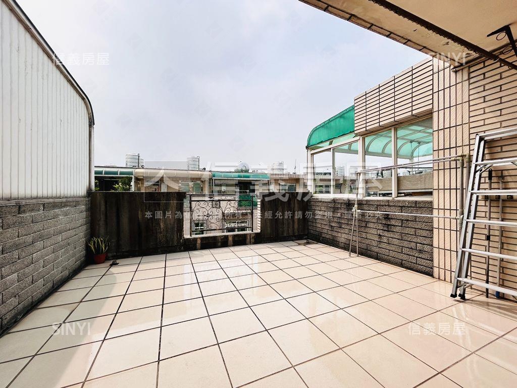 稀有大車庫中正藝墅透天房屋室內格局與周邊環境