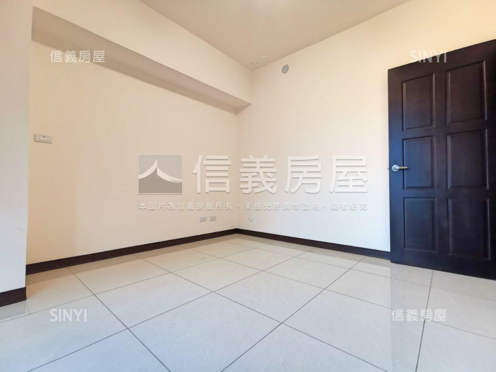 富御捷境悠境兩房車位房屋室內格局與周邊環境