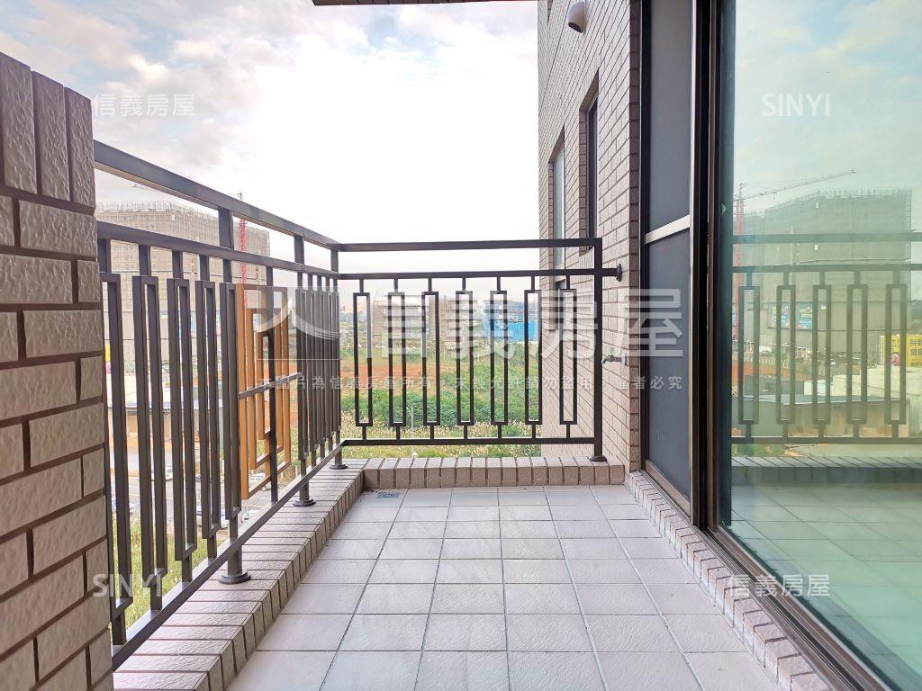 富御捷境悠境兩房車位房屋室內格局與周邊環境