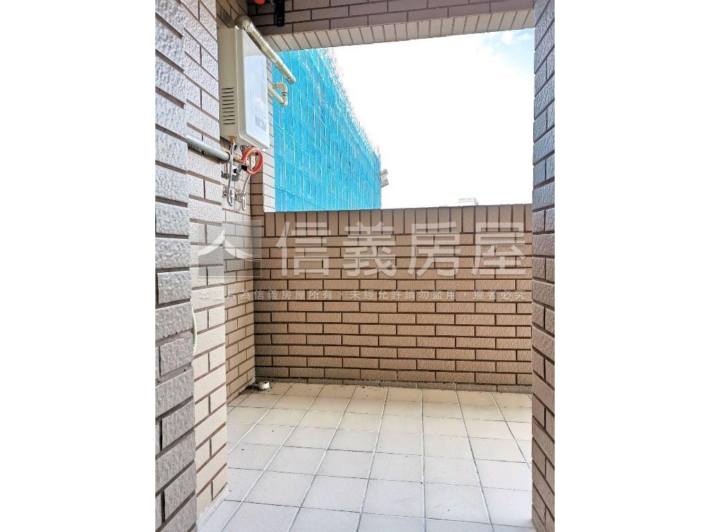 富御捷境悠境兩房車位房屋室內格局與周邊環境