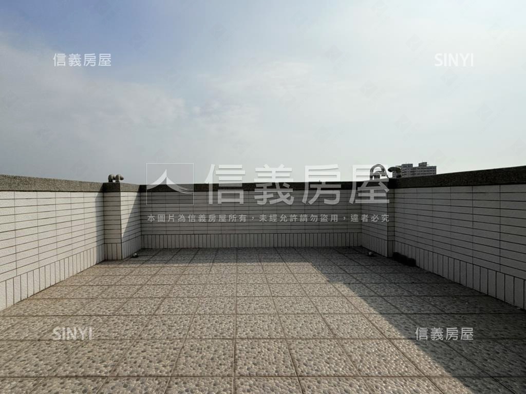 稀有正路吃市亮美透店房屋室內格局與周邊環境