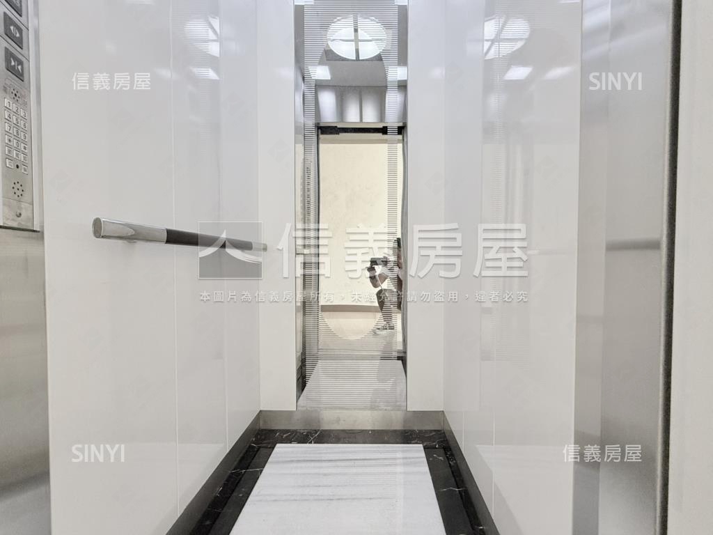 稀有正路吃市亮美透店房屋室內格局與周邊環境