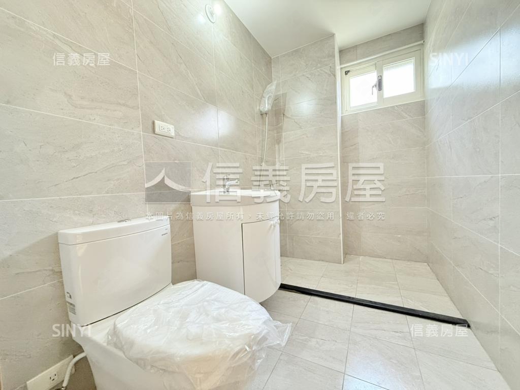 稀有正路吃市亮美透店房屋室內格局與周邊環境