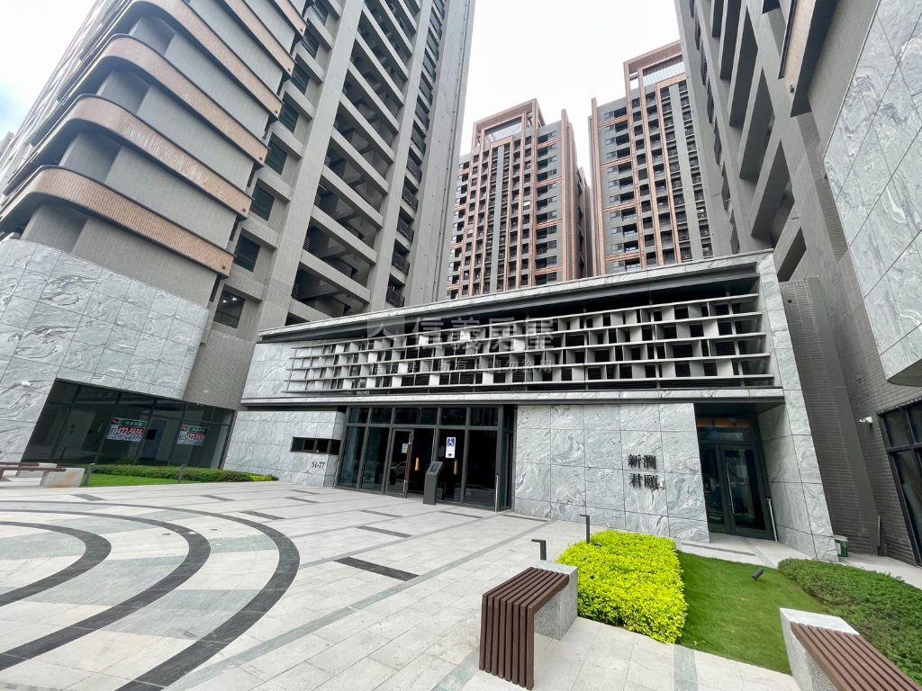 Ａ１８黃金三角店面房屋室內格局與周邊環境
