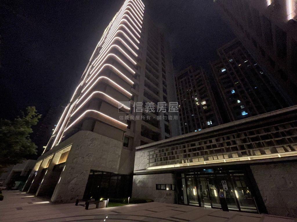 Ａ１８黃金三角店面房屋室內格局與周邊環境