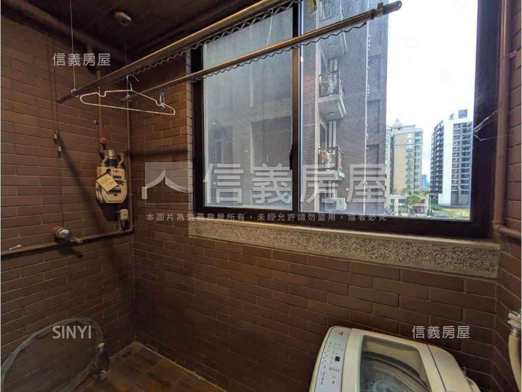 青埔尊騰美術雙套房車位房屋室內格局與周邊環境