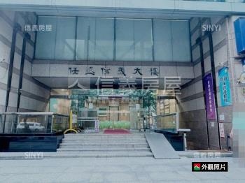 忠孝永春旁坡平子母車位