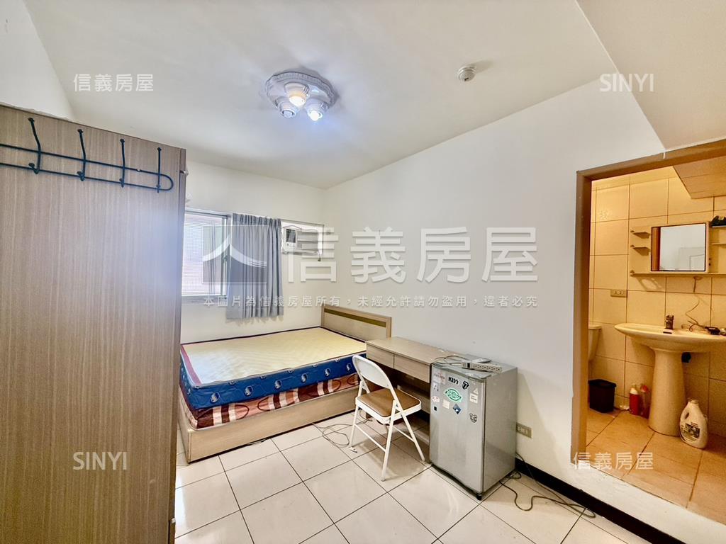 山水明居電梯四房車位房屋室內格局與周邊環境