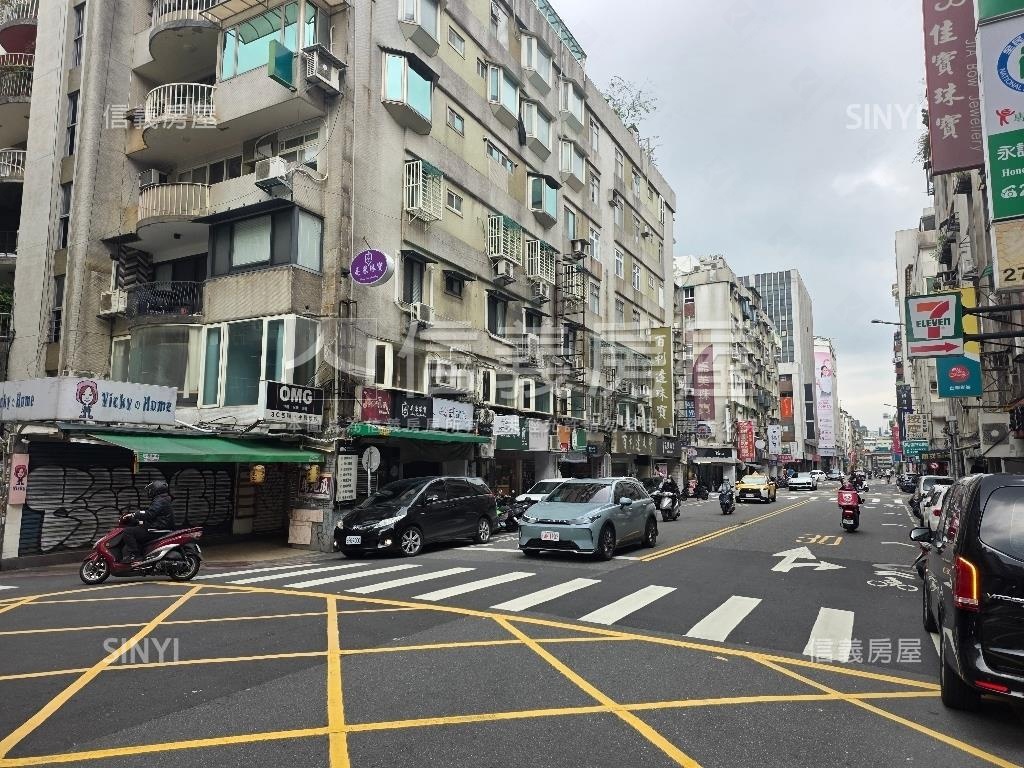 適合診所藥局三角窗金店房屋室內格局與周邊環境