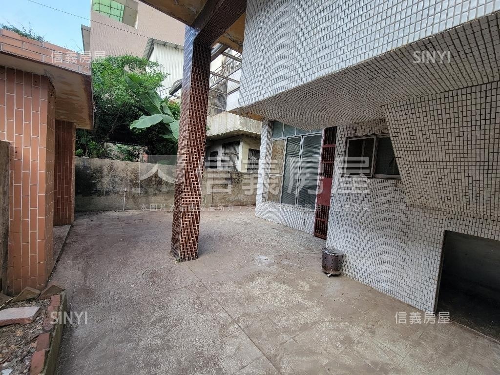 約十米面寬✦大地坪透天房屋室內格局與周邊環境