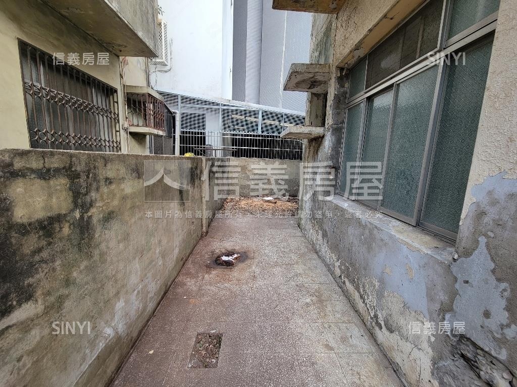 約十米面寬✦大地坪透天房屋室內格局與周邊環境