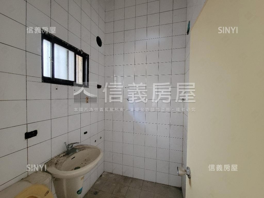 約十米面寬✦大地坪透天房屋室內格局與周邊環境