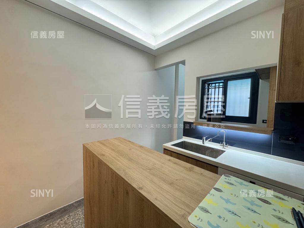 西區全新整理兩房美寓房屋室內格局與周邊環境