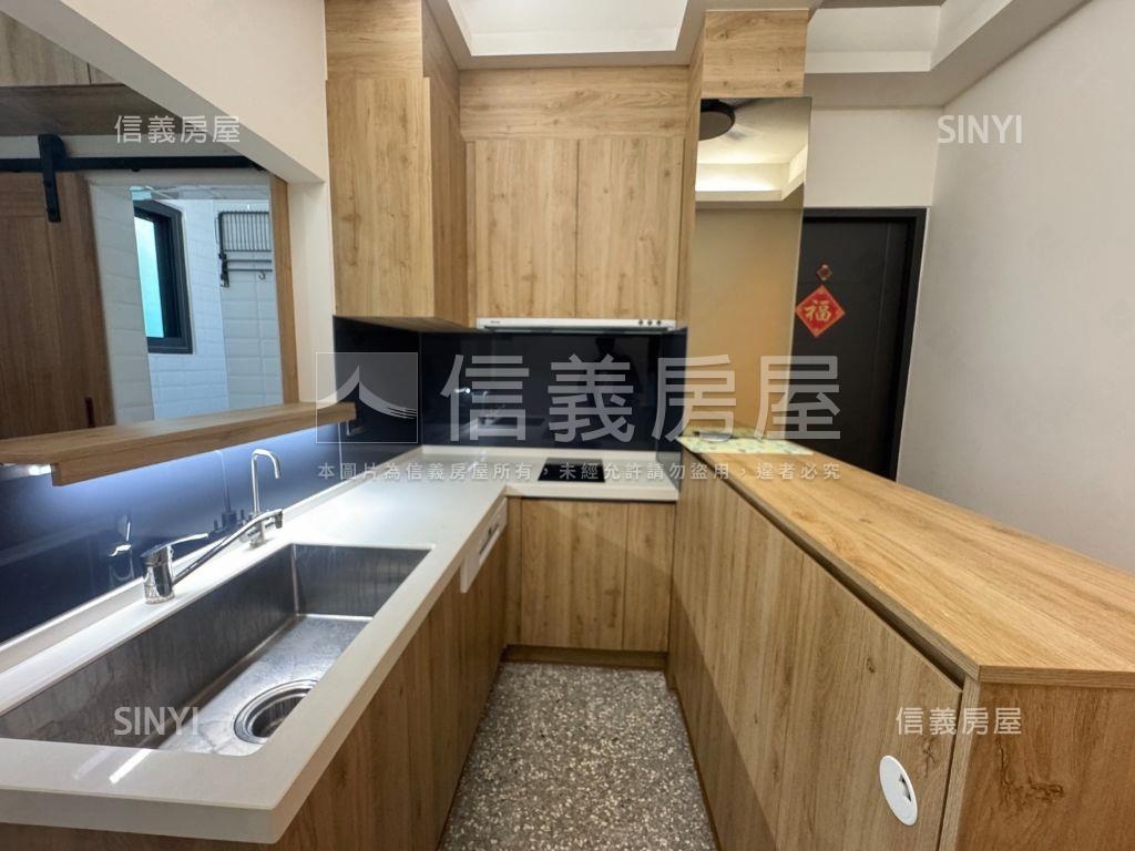 西區全新整理兩房美寓房屋室內格局與周邊環境