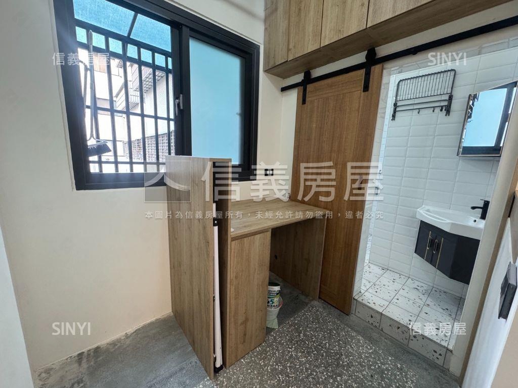 西區全新整理兩房美寓房屋室內格局與周邊環境