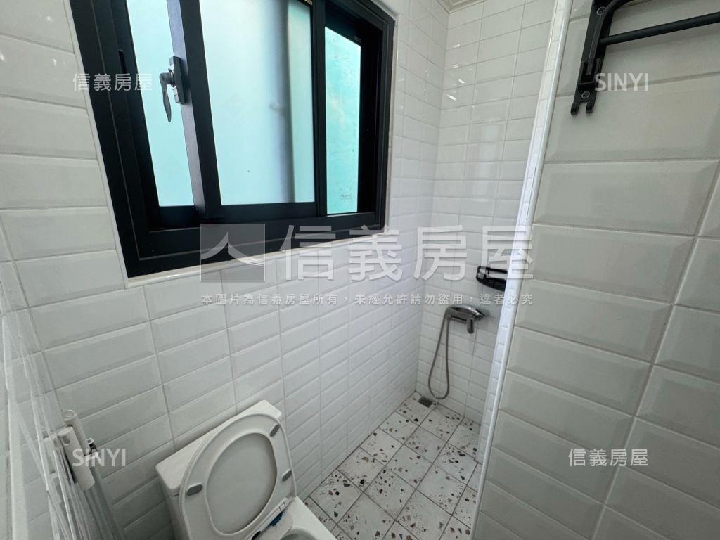 西區全新整理兩房美寓房屋室內格局與周邊環境