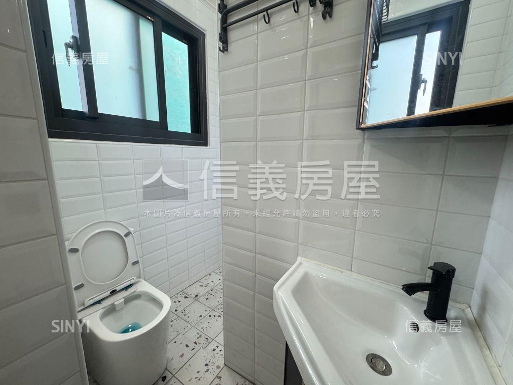 西區全新整理兩房美寓房屋室內格局與周邊環境