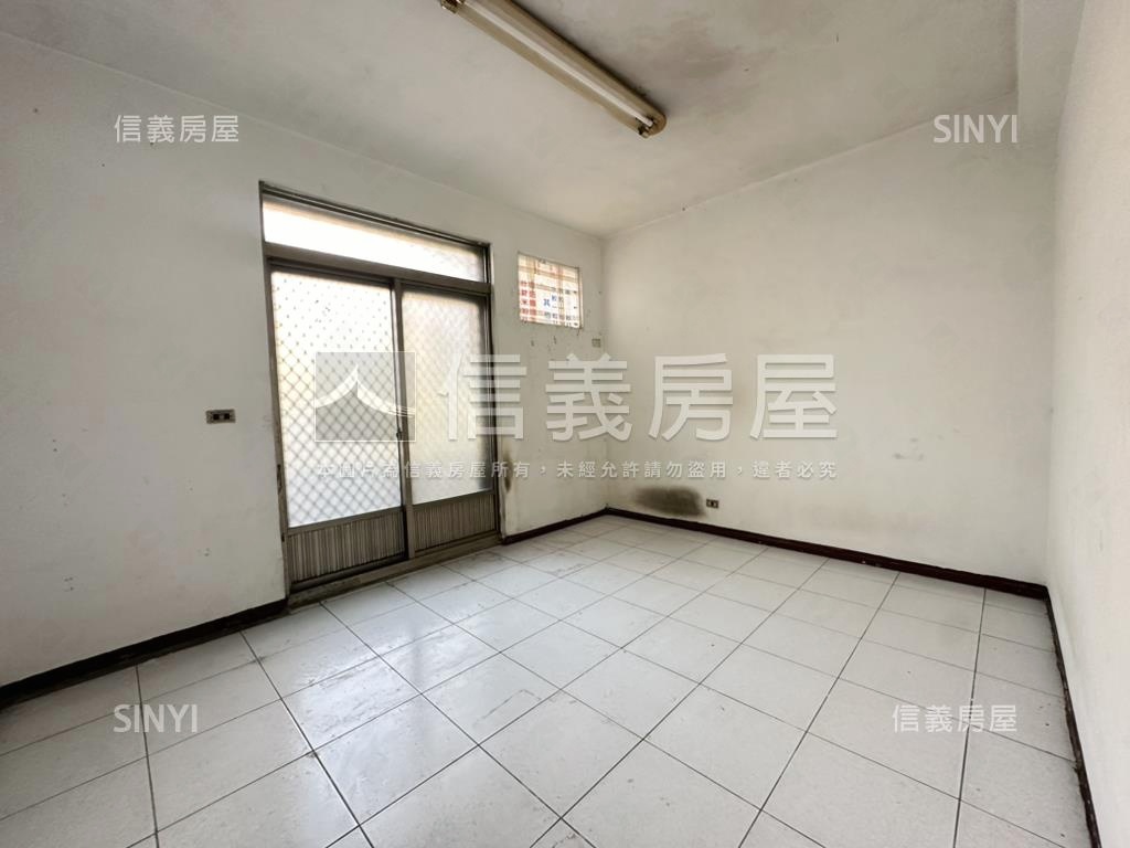 復國一路黃金店面房屋室內格局與周邊環境