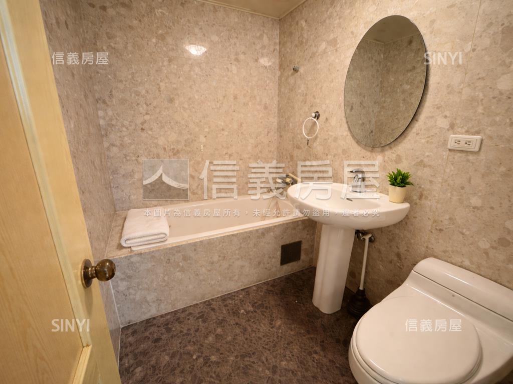 廣三帝王天廈✰三房平車位房屋室內格局與周邊環境