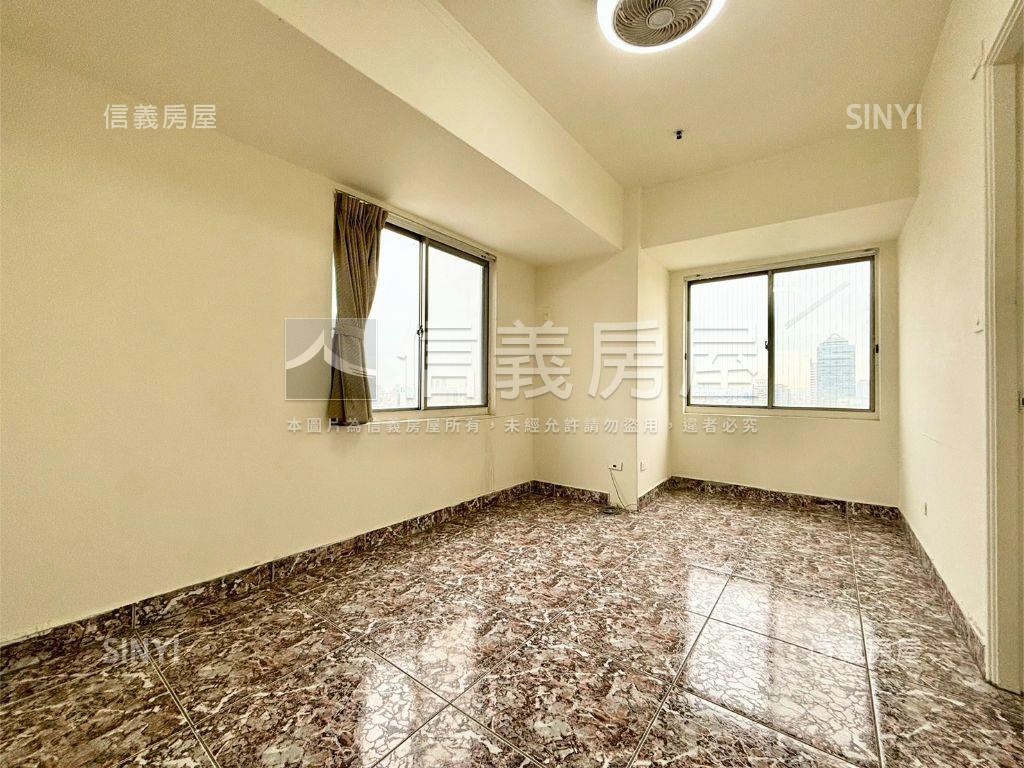 總統閣廈高樓景觀套房房屋室內格局與周邊環境