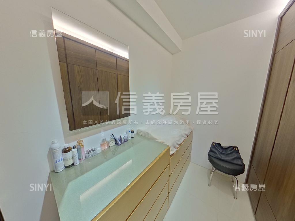 琉璃畫境邊間磅礡頂級別墅房屋室內格局與周邊環境