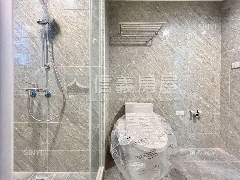 首購皇普莊園邊間兩房平車房屋室內格局與周邊環境